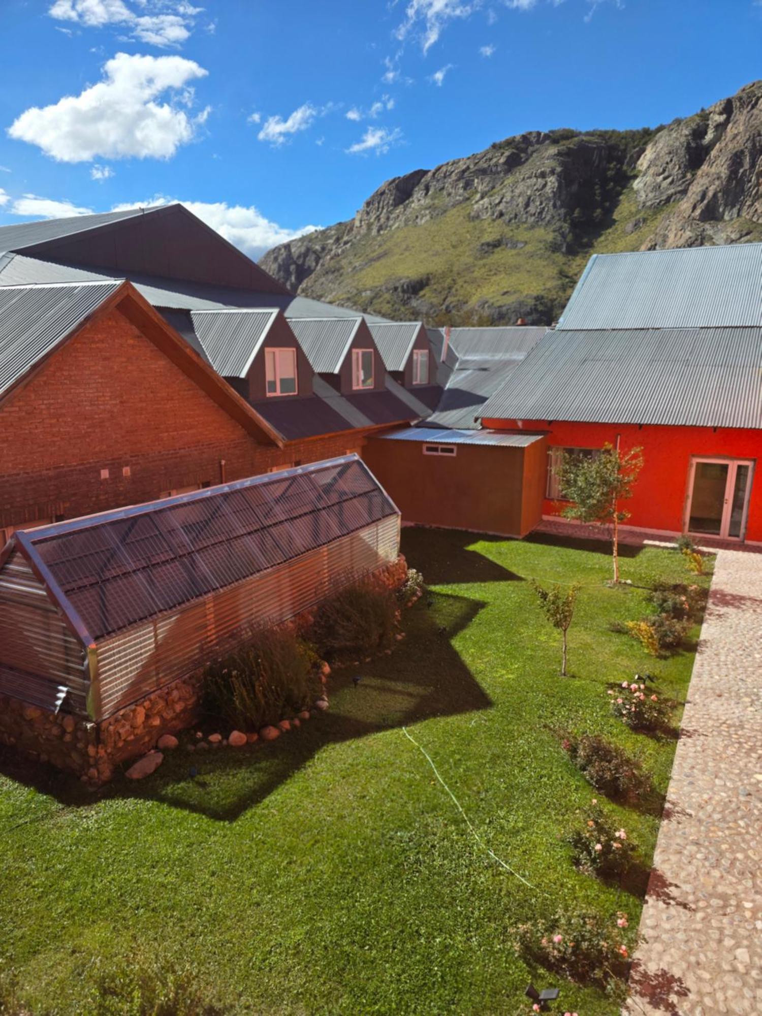 Hotel Lunajuim El Chaltén Zewnętrze zdjęcie
