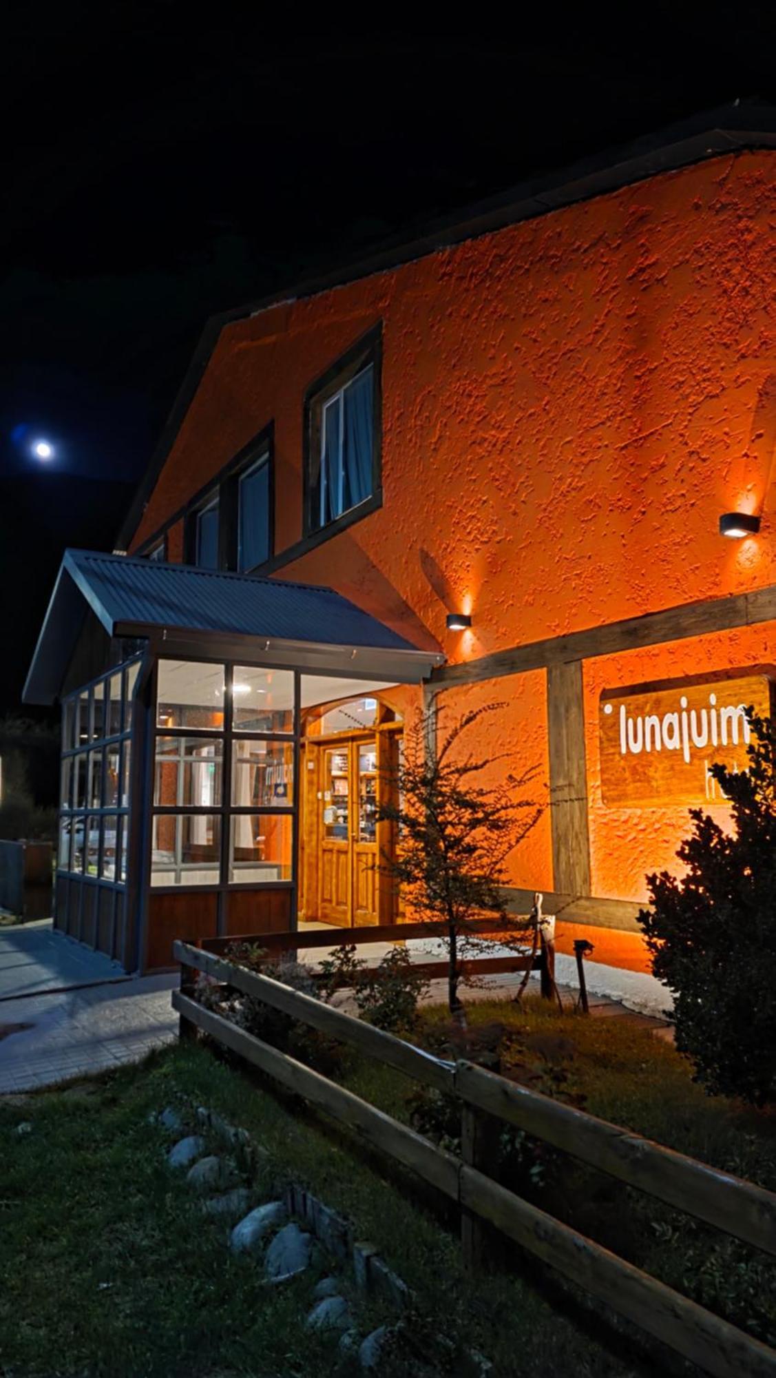 Hotel Lunajuim El Chaltén Zewnętrze zdjęcie